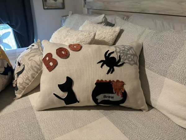 Halloween Boo Pillow - Image 2