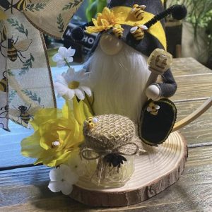 Spring Bee Gnome