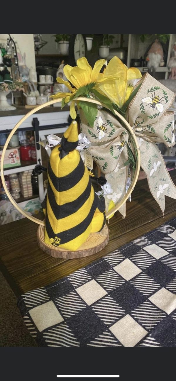 Spring Bee Gnome