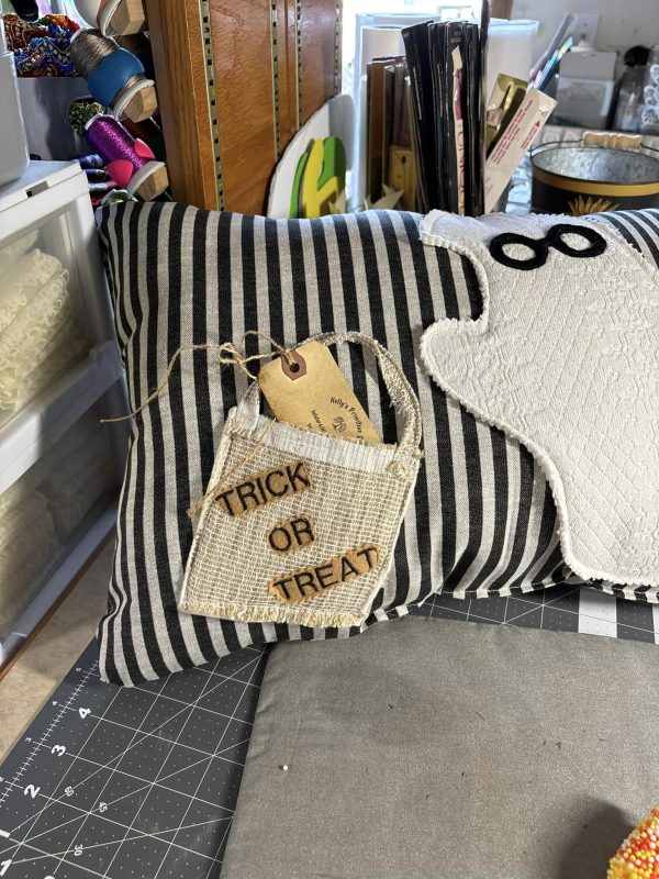 Trick-or-treat Ghost Pillow - Image 2