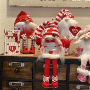 Valentines gnome