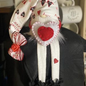 Valentines Heart Gnome