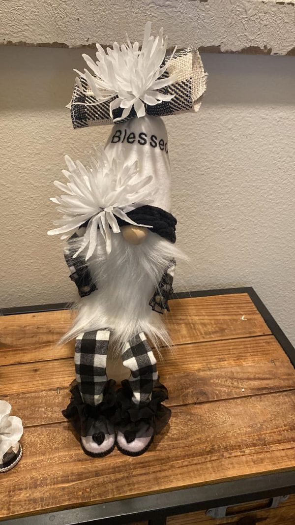 Black and White family and blessed gnomes - Image 3
