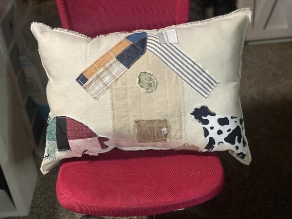 Country Farmhouse Throw Pillow